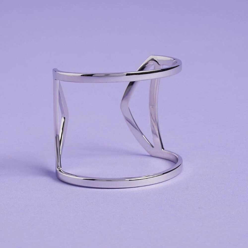 Jules Smith Jane Cuff Bracelet in Silver - New in Pouch - $90 RV